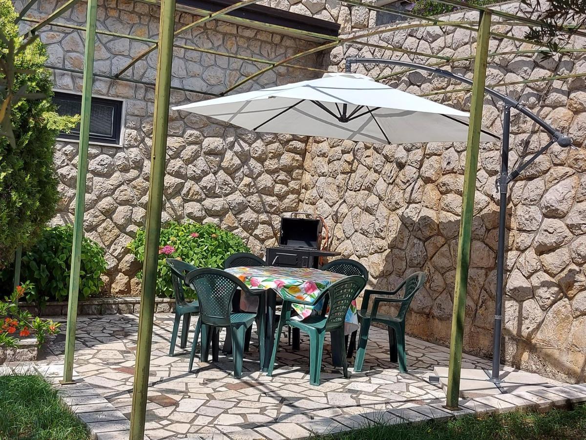 Apartment Mediterranean Garden Риека Экстерьер фото